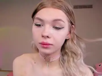 Chaturbate Best live sex cam show of blondy_fina