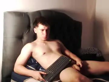 Chaturbate Watch Live Sex Cams of harry_brown2324