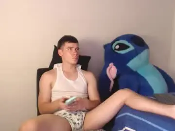 Chaturbate Adult Webcam of harry_brown2324