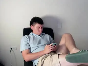 Chaturbate Live Porn of harry_brown2324