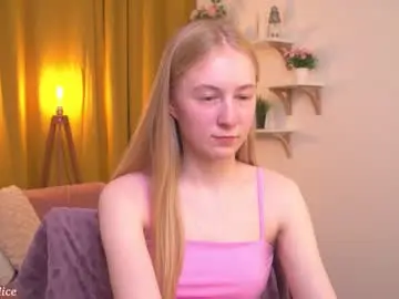 Chaturbate Free Porn Cam of rinavi