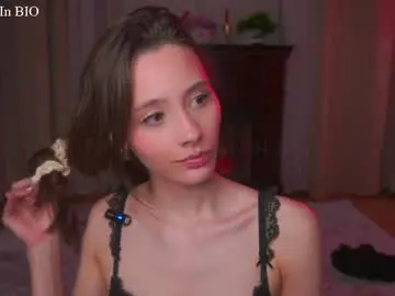 Chaturbate Free Live Porn of falinecrosthwaite