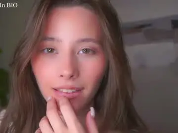 Chaturbate Live Sex of falinecrosthwaite