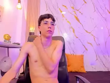 Chaturbate Free Live Porn of nikolay_gregori