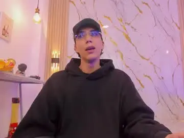 Chaturbate Live Porn of nikolay_gregori