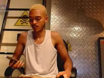 Chaturbate Live Porn of marcusrain_
