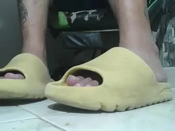 Chaturbate Nude Webcam of srfindomfeet_