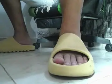 Chaturbate Adult Video Chat of srfindomfeet_