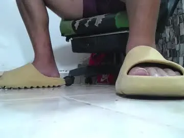 Chaturbate Sex Cam of srfindomfeet_