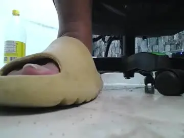 Chaturbate Best Webcam of srfindomfeet_