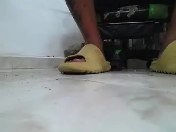 Chaturbate Adult Video Chat of srfindomfeet_