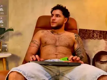 Chaturbate Best live sex cam show of xlittle_xbearx
