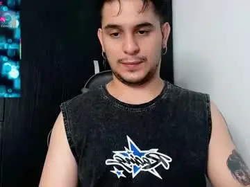 Chaturbate Live Sex Cam of colin_lewisss