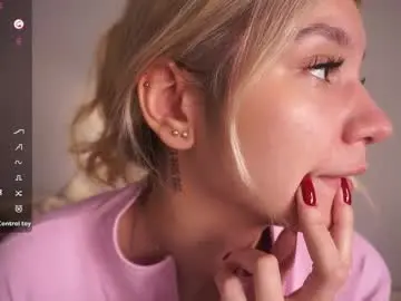 Chaturbate Free Porn Cam of margarethowell