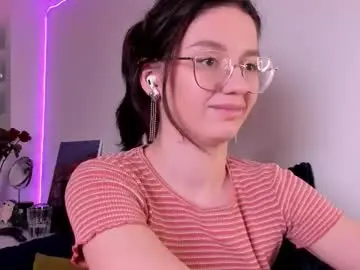 Chaturbate Best live sex cam show of miabellee_