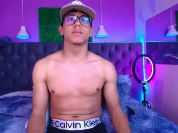 Chaturbate Adult Video Chat of ryanpricee