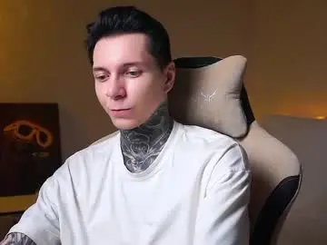 Chaturbate Sex Cam of chillguy2k