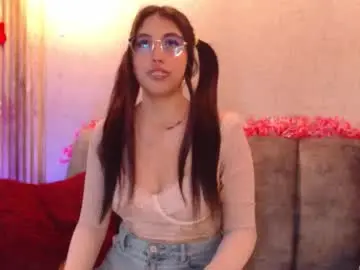 Chaturbate Live Sex Cam of valk_diaz