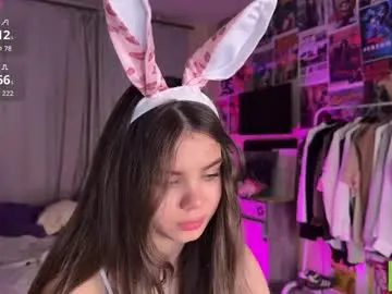 Chaturbate Adult Webcams of bestie_me