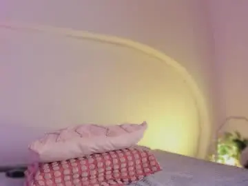 Chaturbate Adult Webcams of katiepeach_