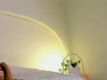 Chaturbate Free Porn Cam of katiepeach_