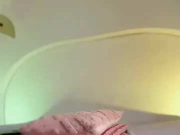 Chaturbate Sex Cam of katiepeach_