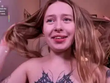 Chaturbate Live Sex Cam of veronica_blush