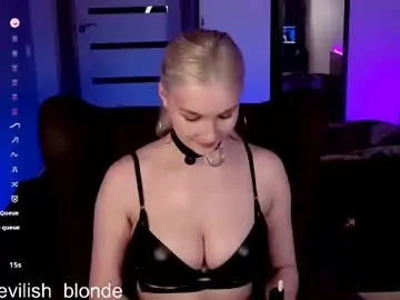 Chaturbate Sex Chat of hitchcocianblonde_