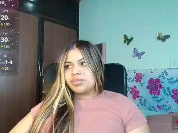 Chaturbate Live Sex Cam of kheny_rose