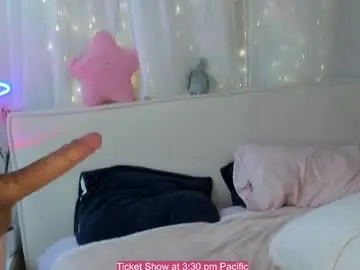 Chaturbate Free Live Porn of laurenxcros