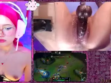 Chaturbate Live Sex Cam of vivicute_