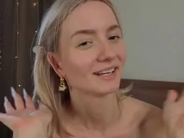Chaturbate Live Sex Cam of minnietammy