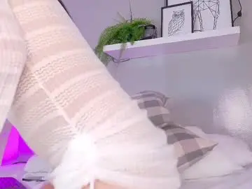 Chaturbate Live Sex Cam of cristalcornner_