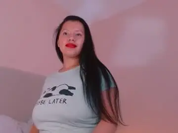 Chaturbate Watch Live Sex Cams of isis_cb17
