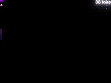 Chaturbate Nude Webcam of adriana_55