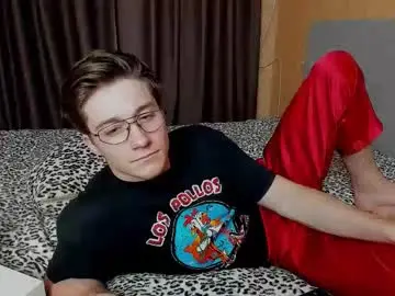 Chaturbate Nude Webcam of deni_boy99