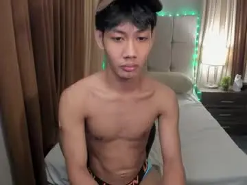 Chaturbate Best live sex cam show of rode_asiancummer_18