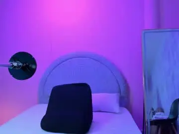 Chaturbate Free Live Porn of sara_rhoades_