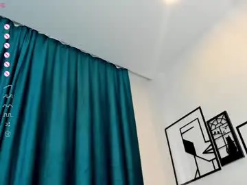 Chaturbate Live Sex Cam of _curlydream_