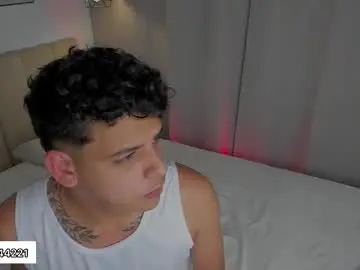 Chaturbate Sex Chat of _e_m_m_a_1