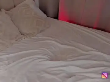 Chaturbate Free Live Porn of _e_m_m_a_1