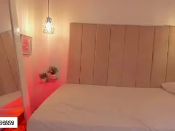 Chaturbate Best live sex cam show of _e_m_m_a_1