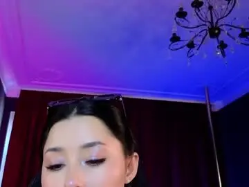 Chaturbate Nude Webcam of redmidnight_