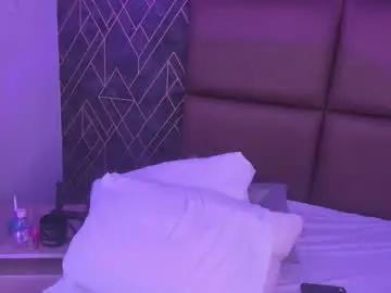 Chaturbate Live Sex of ronaldthompson_