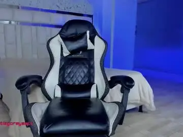 Chaturbate Adult Video Chat of santiagoreyesft