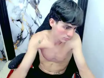 Chaturbate Live Sex Cam of thommy_cute