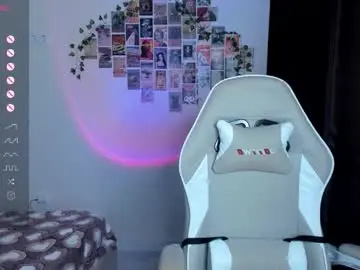 Chaturbate Live Sex Cam of _alissaa_