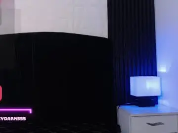 Chaturbate Live Sex Cam of honey_dark