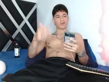 Chaturbate Sex Chat of levy_steve