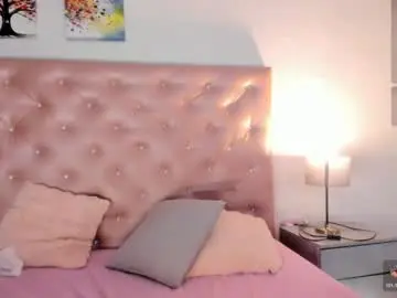 Chaturbate Live Sex Cam of paulinasaeenz